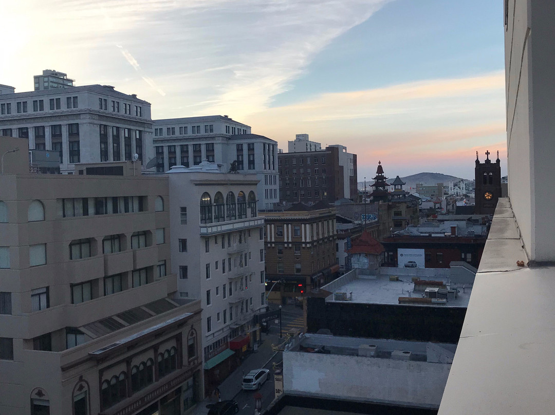 乌节花园酒店主图