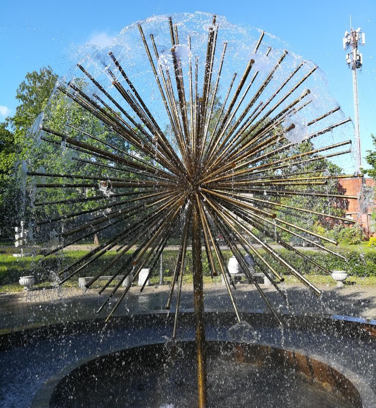 Dandelion Fountain景点图片