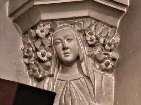 Eglise Sainte-Thérèse de l'Enfant Jésus-Gagny必去景点