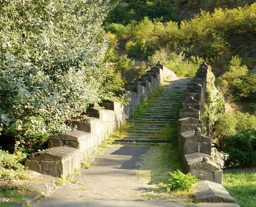 Sanahin Bridge-Alaverdi必去景点