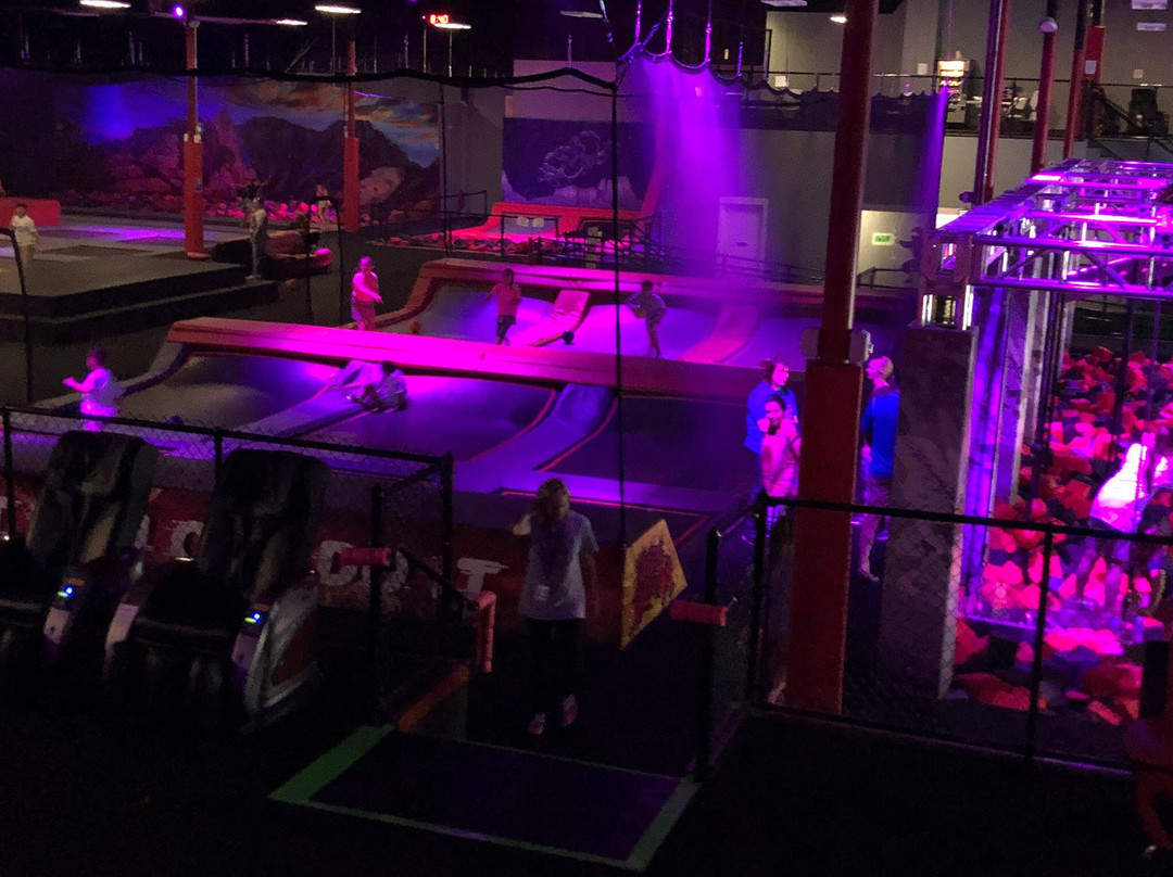 Airborne Extreme-德纳姆斯普林斯必去景点