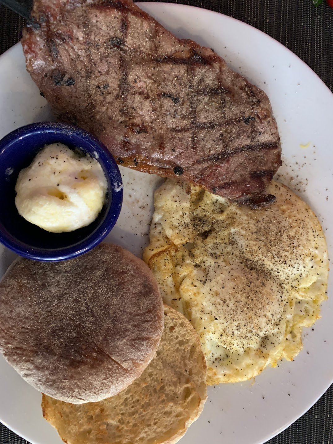 文图拉海滩皇冠假日酒店-餐饮