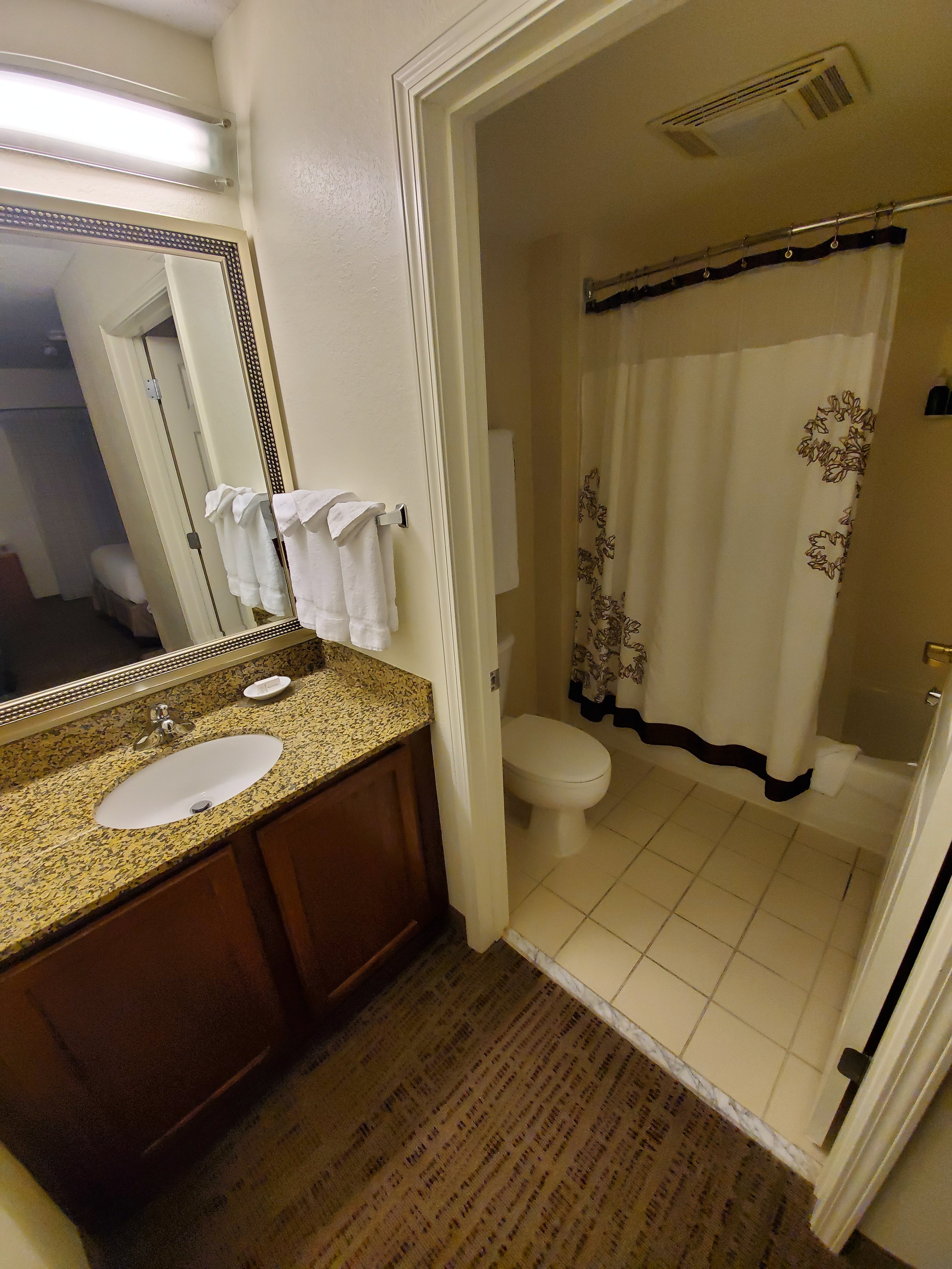 Residence Inn by Marriott Somerset-浴室
