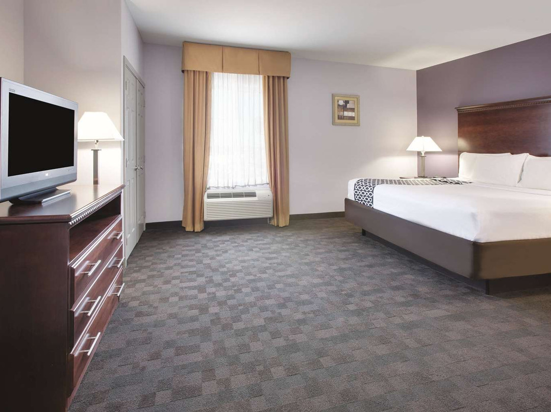 La Quinta Inn & Suites by Wyndham Corsicana主图