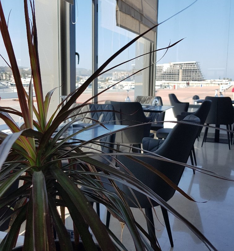 Restaurant Lounge Le Quai