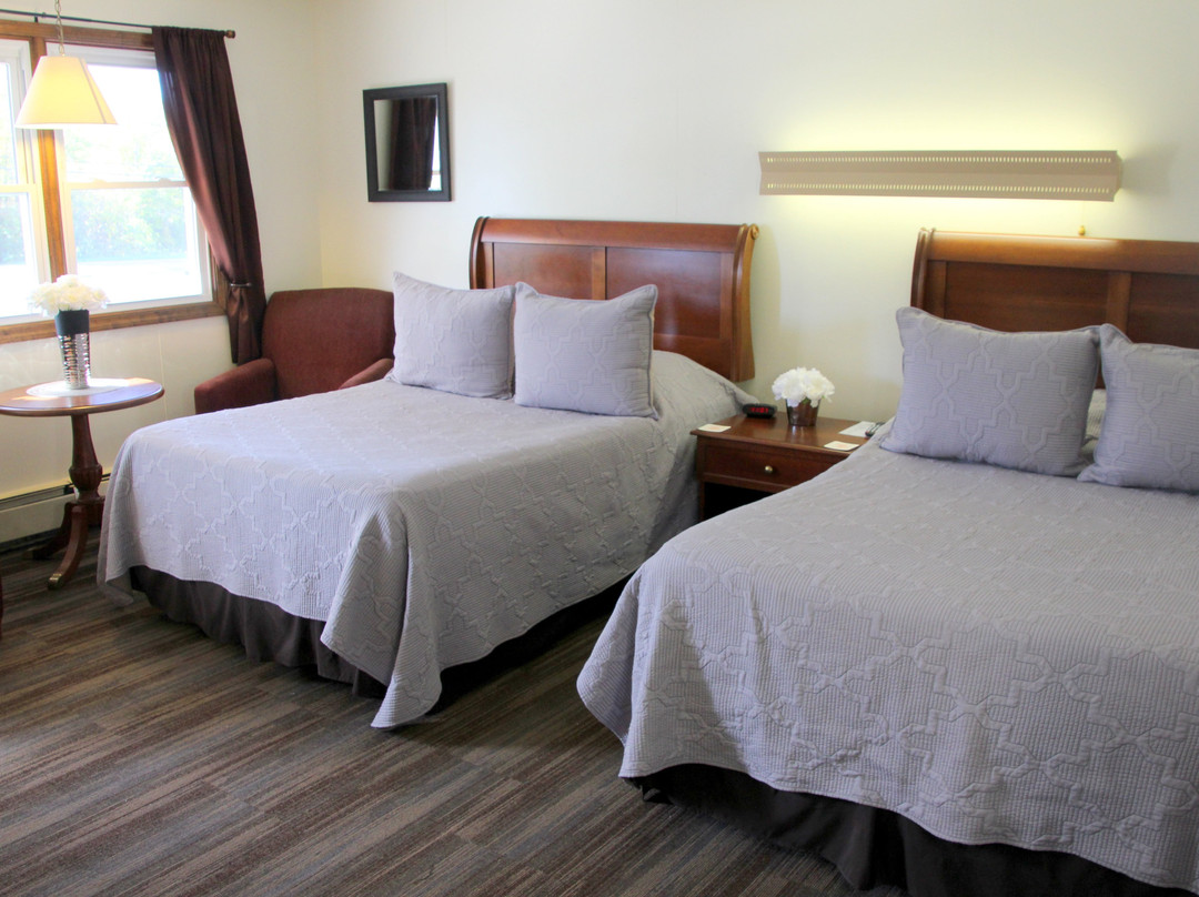 All Seasons Inn主图