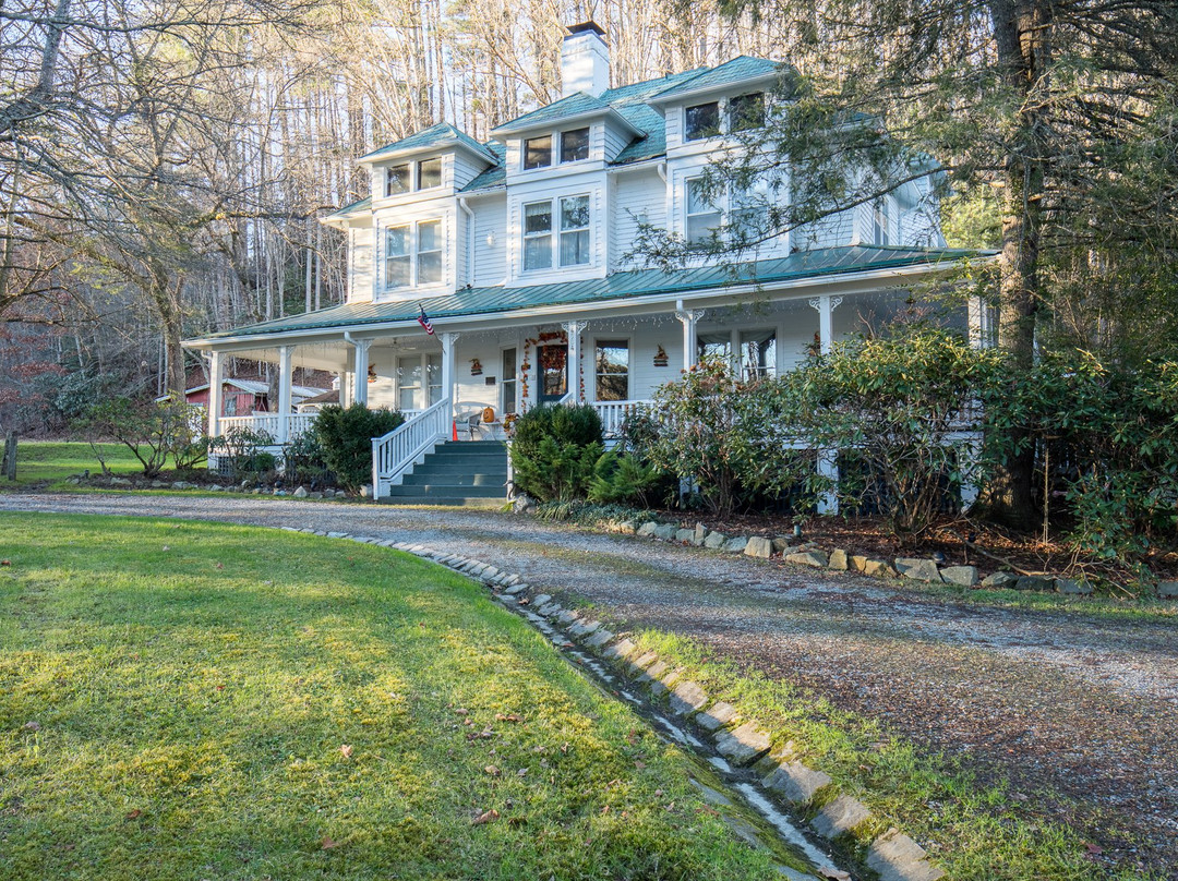 Taylor House Inn主图