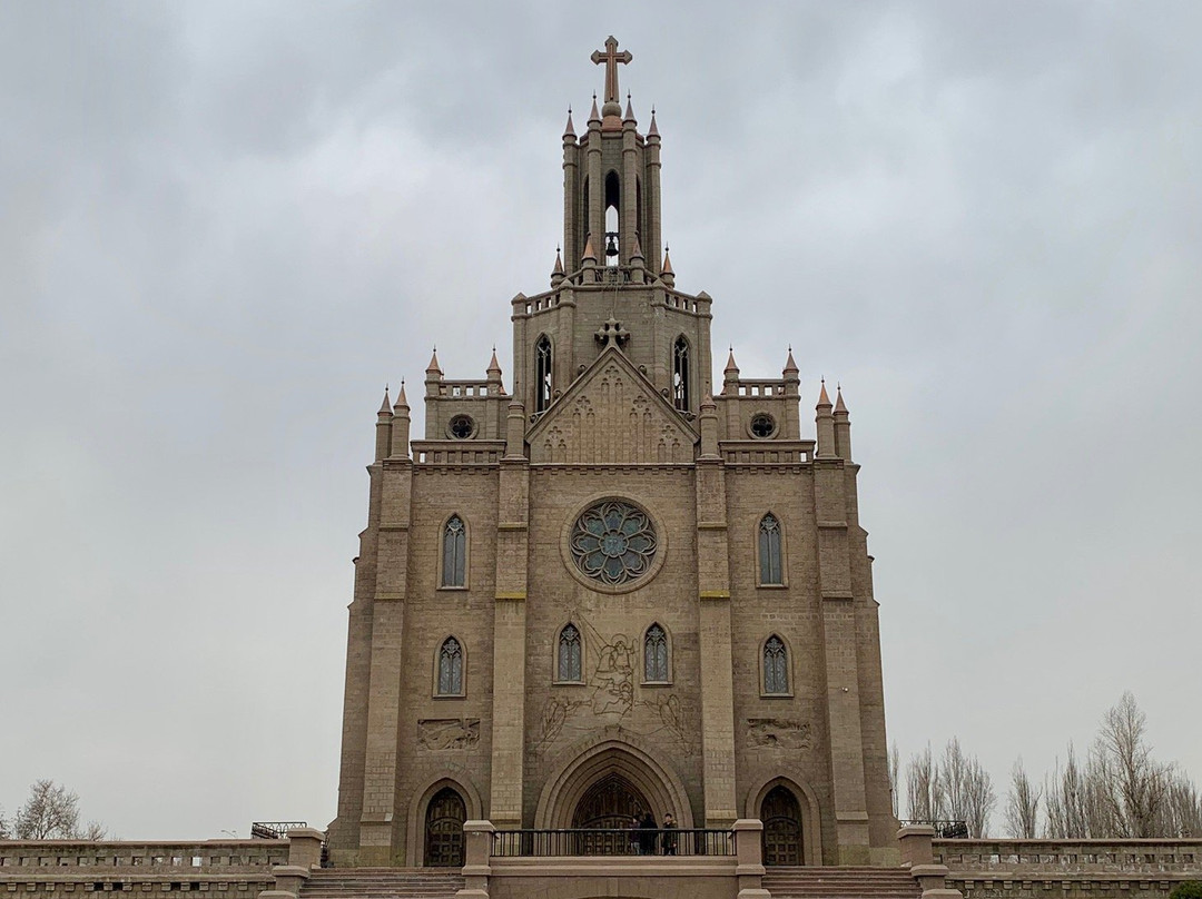 Sacred Heart of Jesus Cathedral景点图片