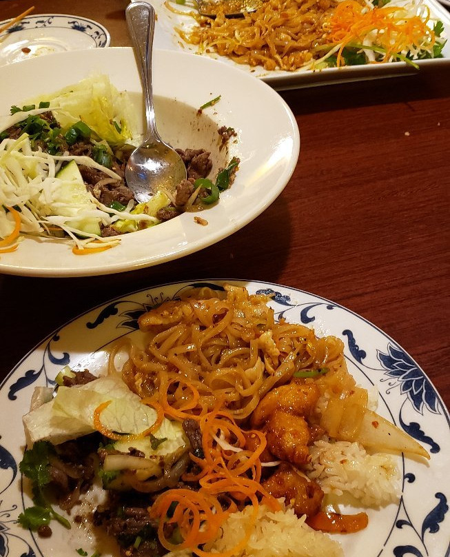 Basil Leaf Thai Cuisine