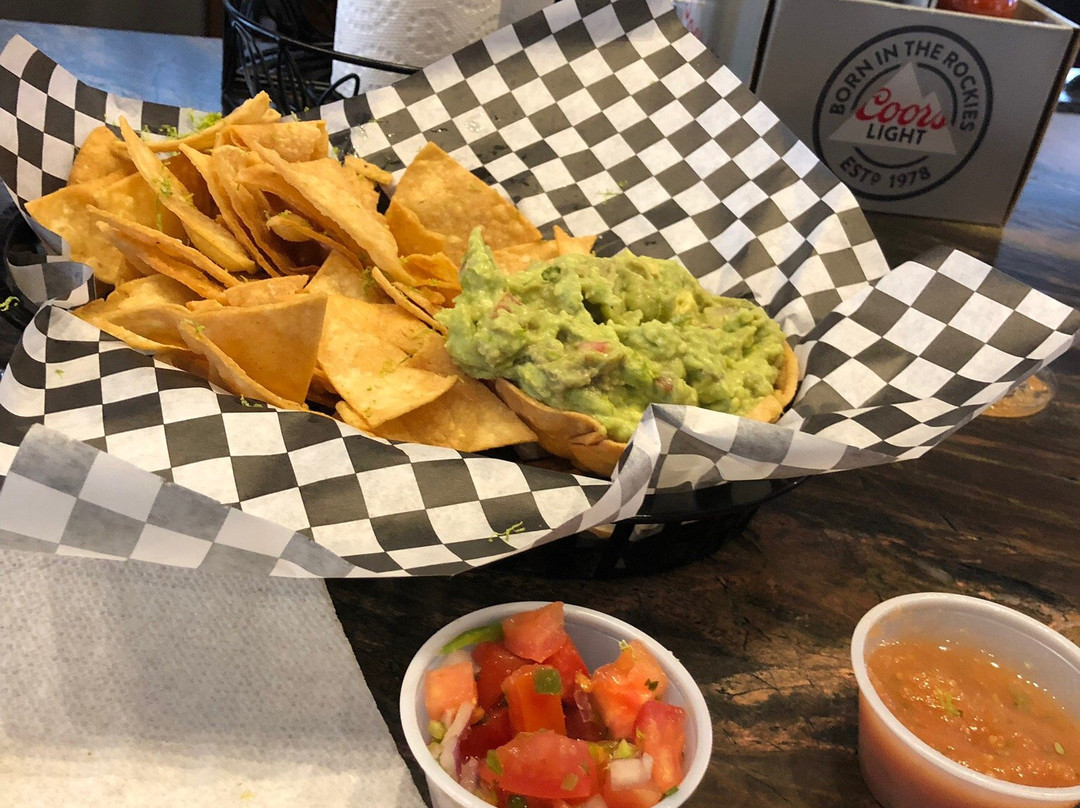 Road Trip Bar & Grill-Capay必去景点