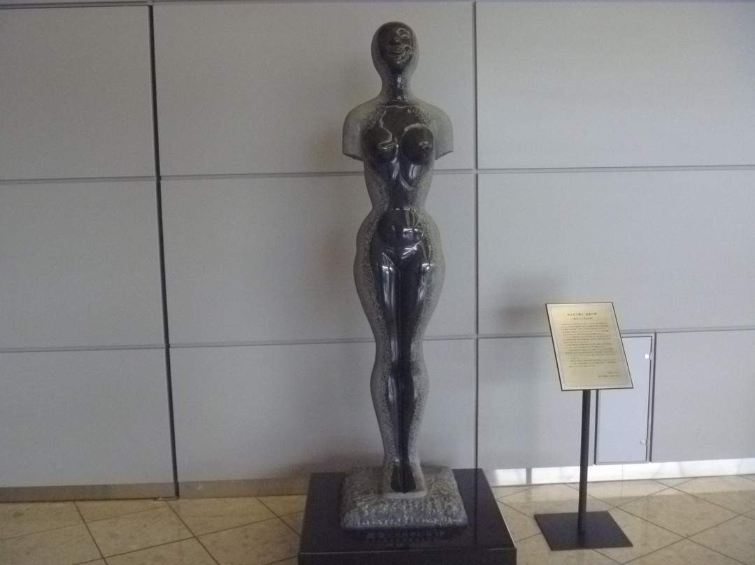 Shinsai ni Tatazumu Megami Statue-名取市必去景点