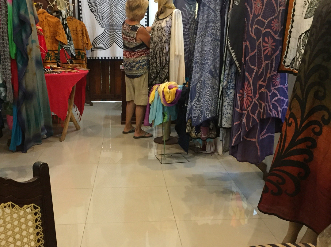 Jez Look Batiks景点图片