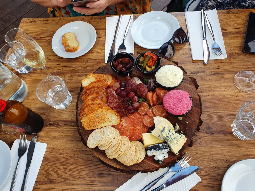 Footsteps At Cofield Cafe & Restaurant