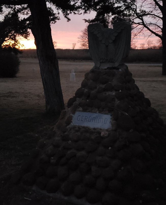 Geronimo's Grave-劳顿必去景点