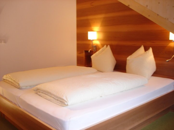 伊维因兰德酒店主图