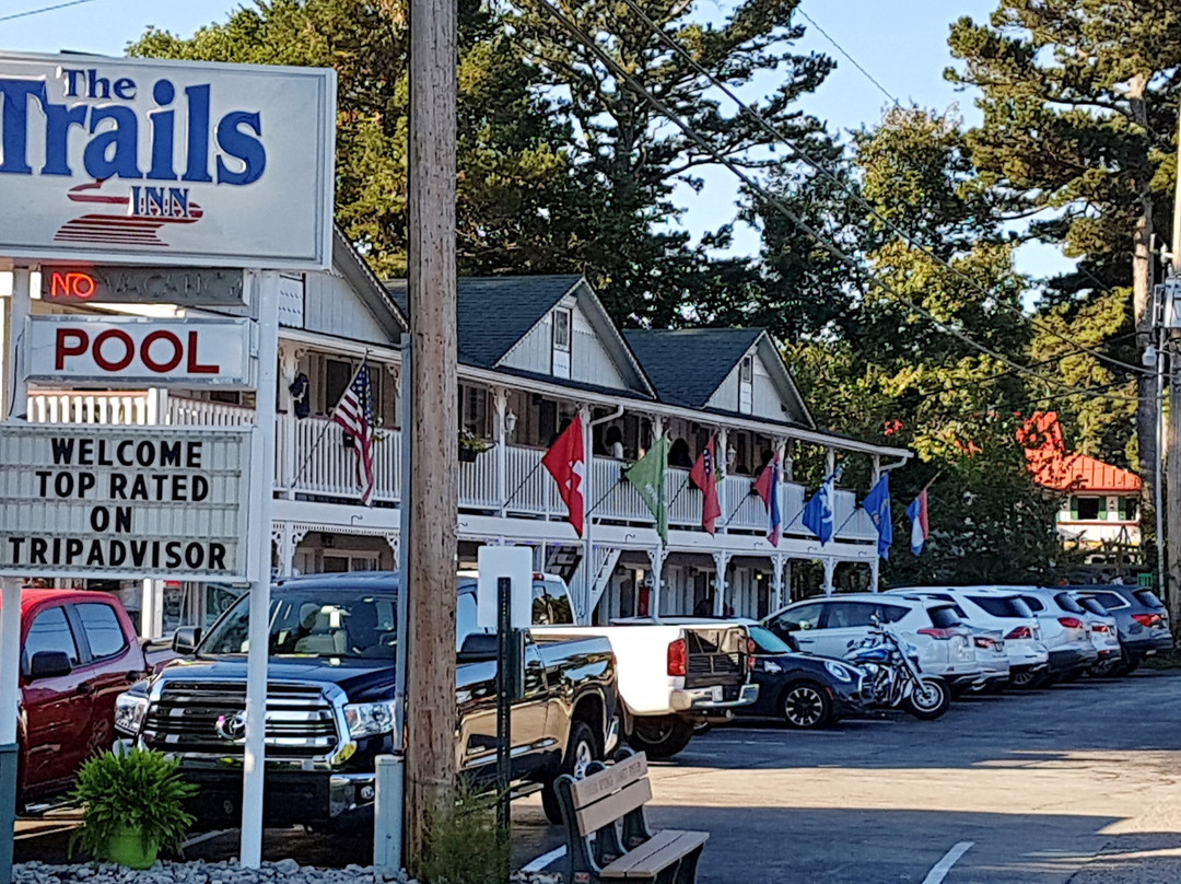 The Trails Inn主图