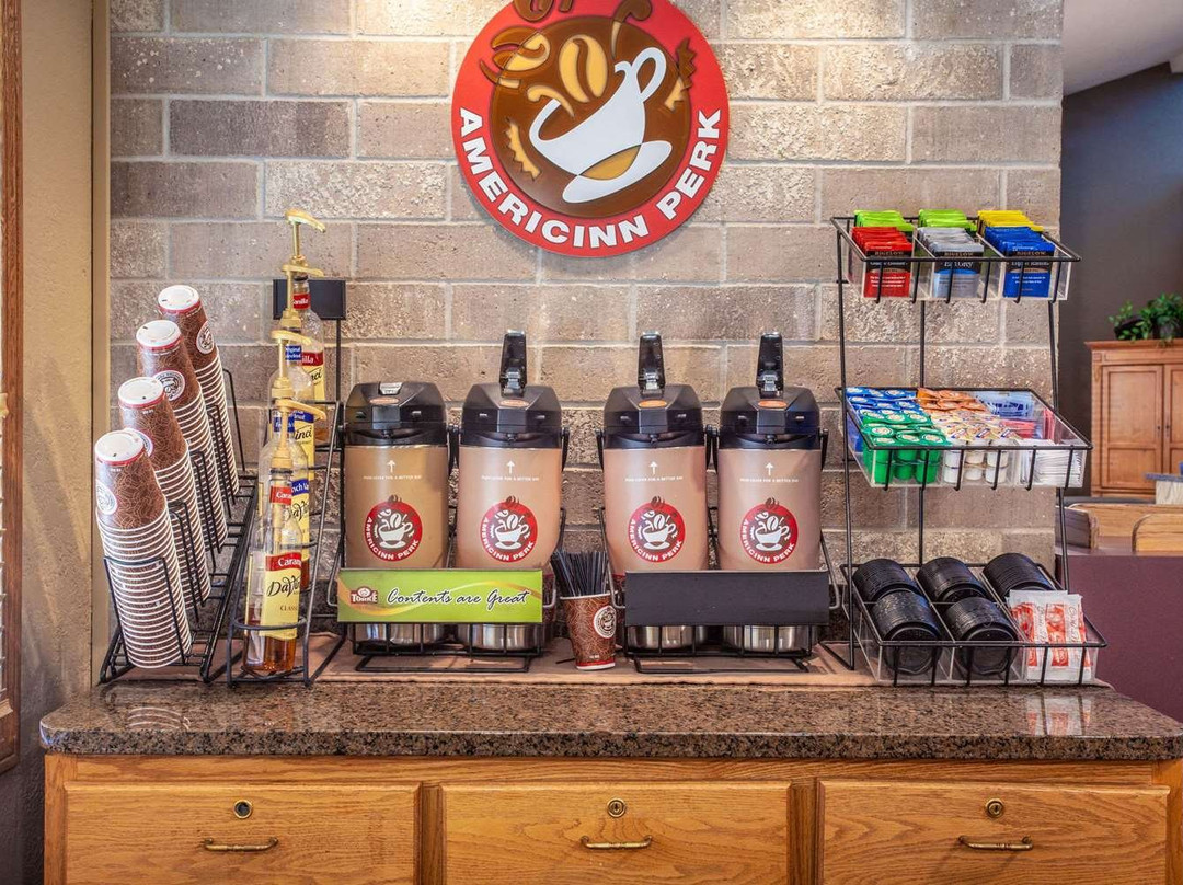 AmericInn by Wyndham White Bear Lake St. Paul主图