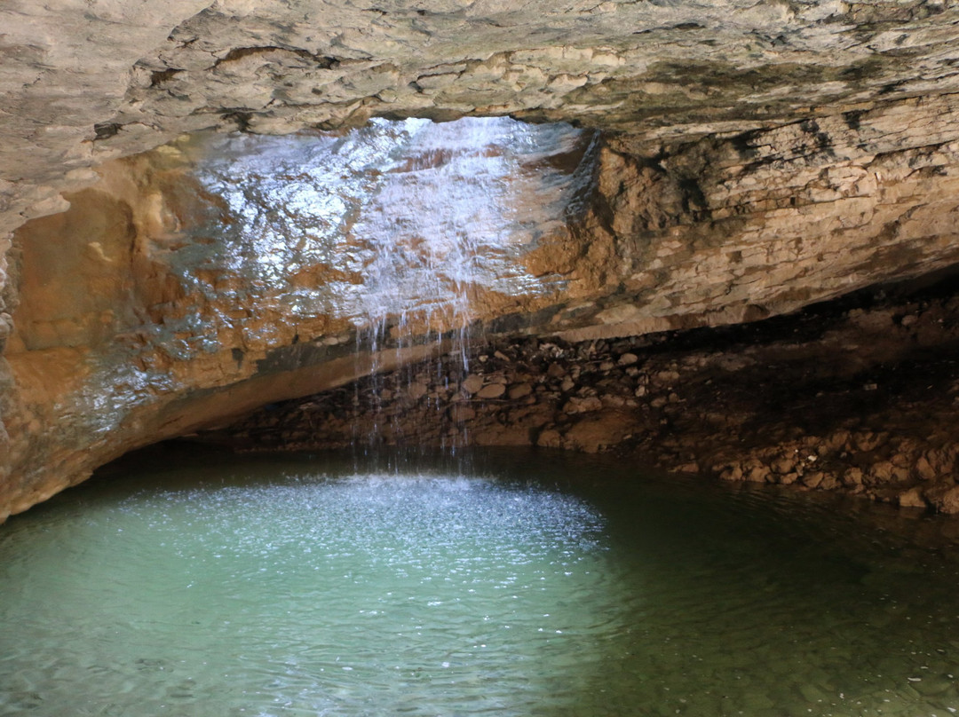 Saltinskiy Underground Waterfall景点图片