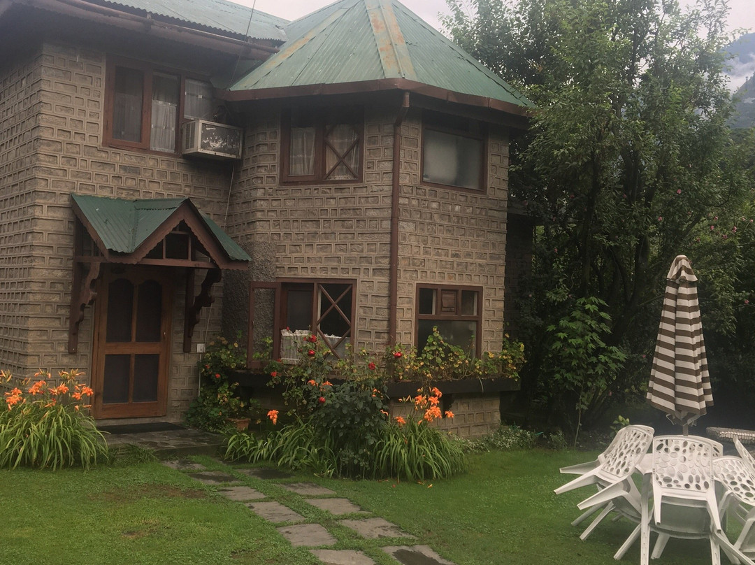 Our Place Himalayas主图