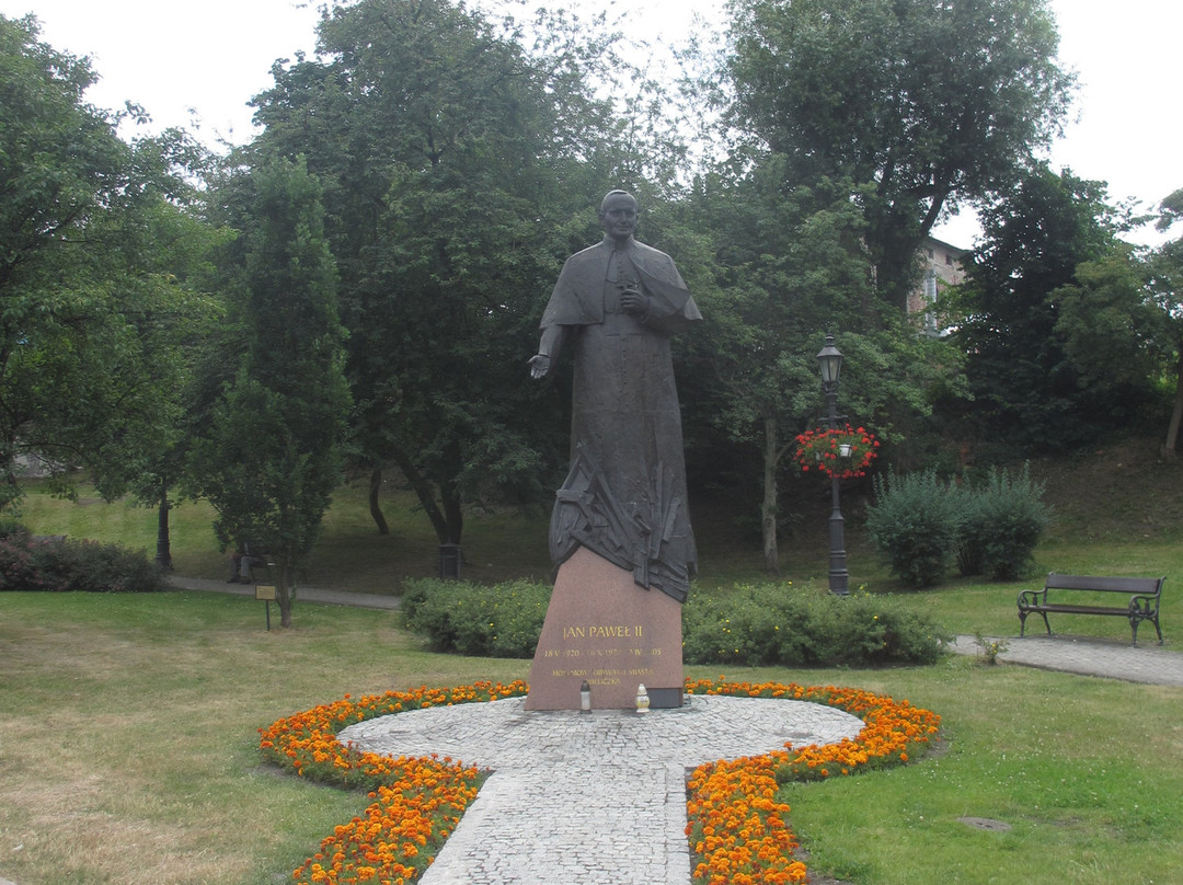 Statue of John Paul II景点图片