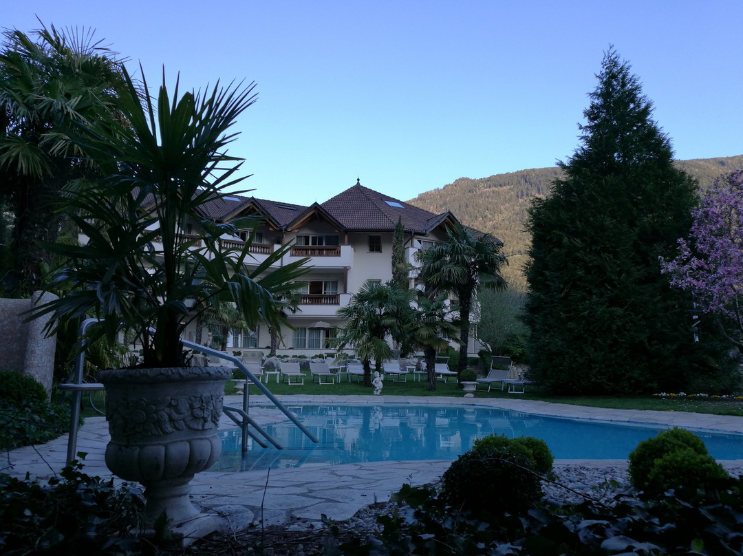Hotel Rössl主图