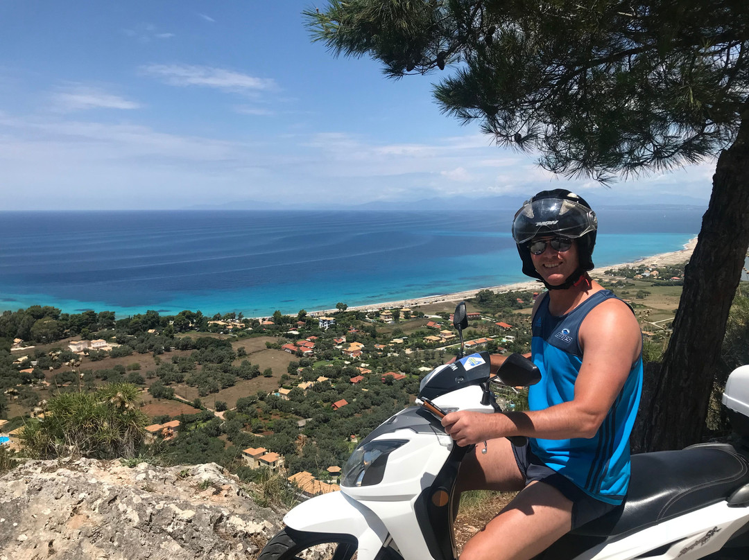 Lefkas On Wheels - Moto Rentals-莱夫卡扎必去景点