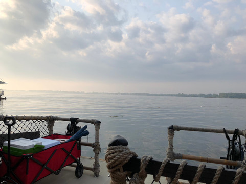 Tiki Taxi-多伦多必去景点