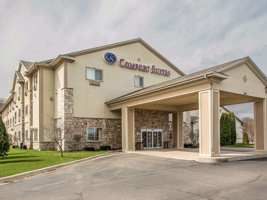 Comfort Suites Lake Geneva East主图