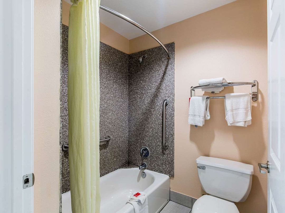 Quality Inn & Suites主图