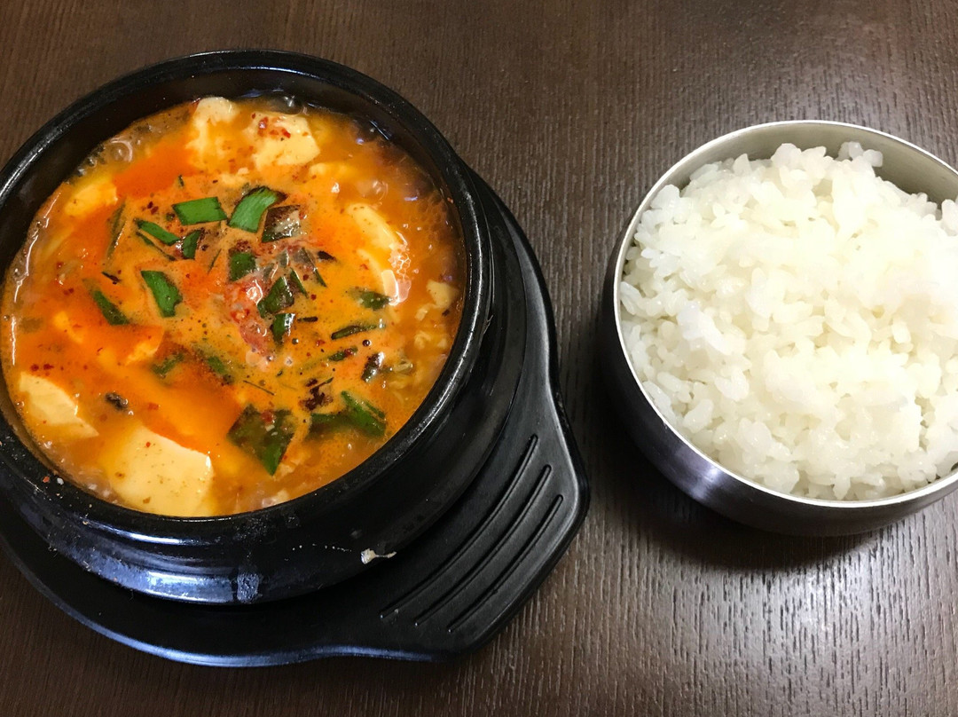 コリアンダイニングおもなぁ