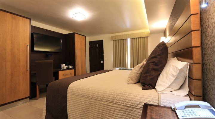 Hotel La Pinta主图