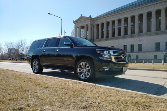 Elevated Black Car & Chauffeur Service-芝加哥必去景点
