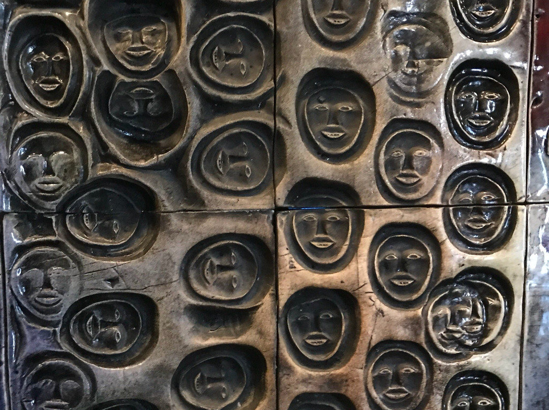The Jordi Bonet Murals景点图片