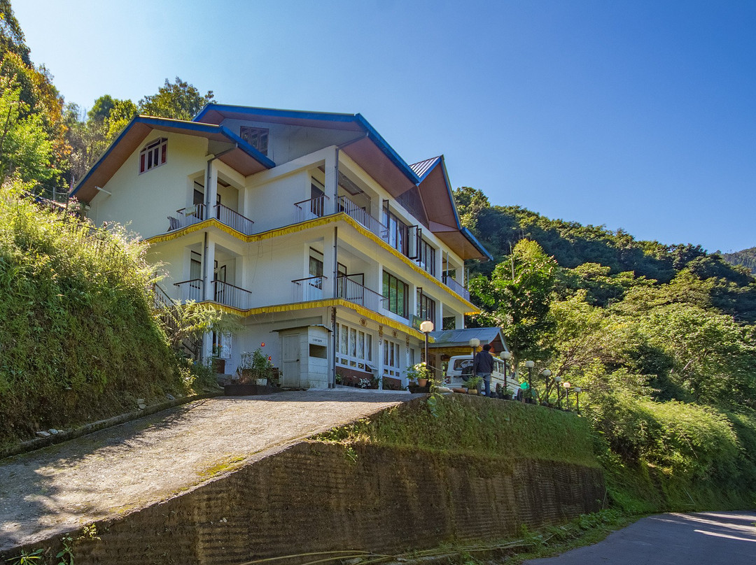 OYO 36251 Norbulingka Retreat主图