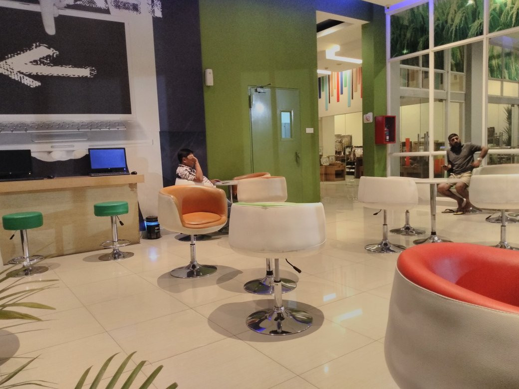 宜必思快捷三宝垄滕德安酒店主图