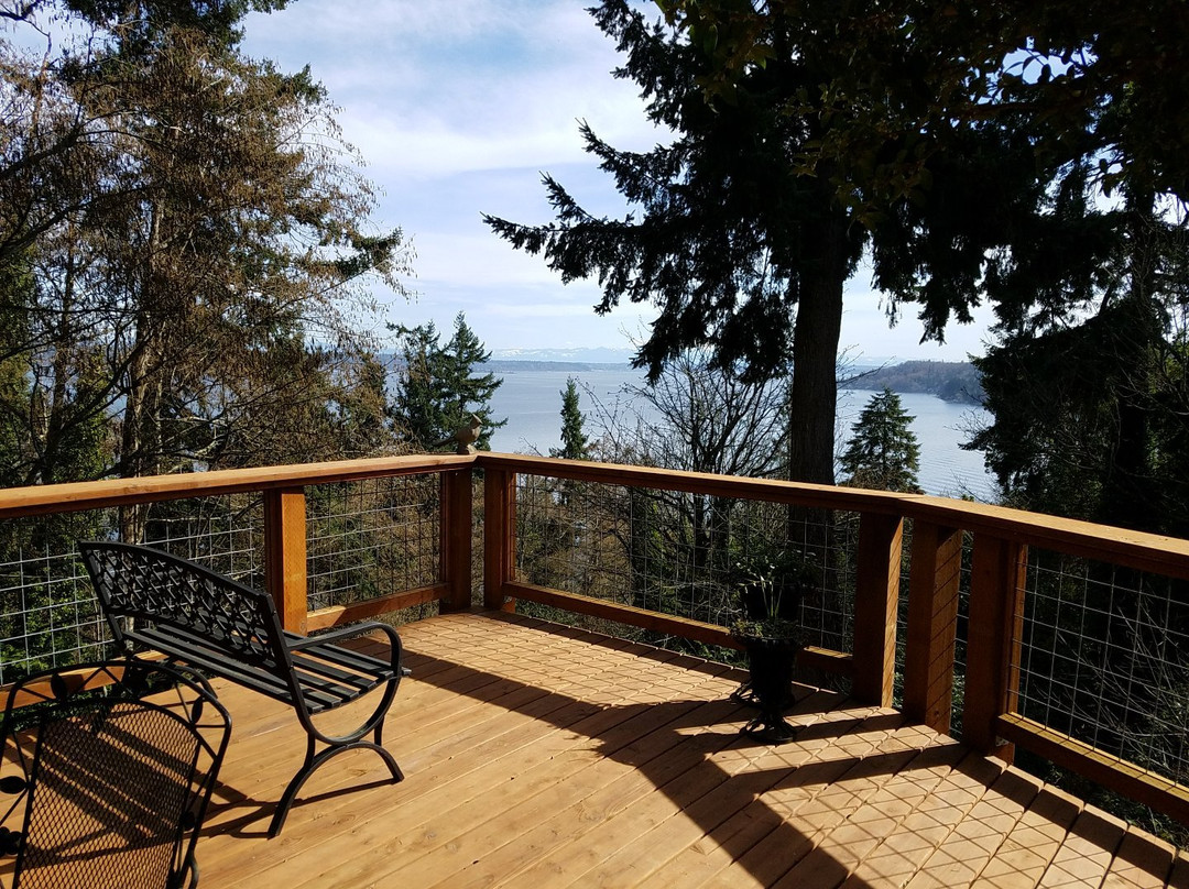 Betty Macdonald Farm主图