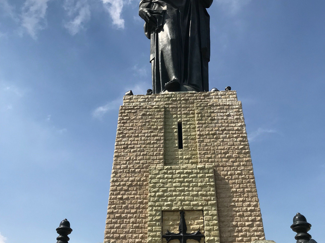 Monumento al Sagrado Corazon de Jesus-瓜亚基尔必去景点