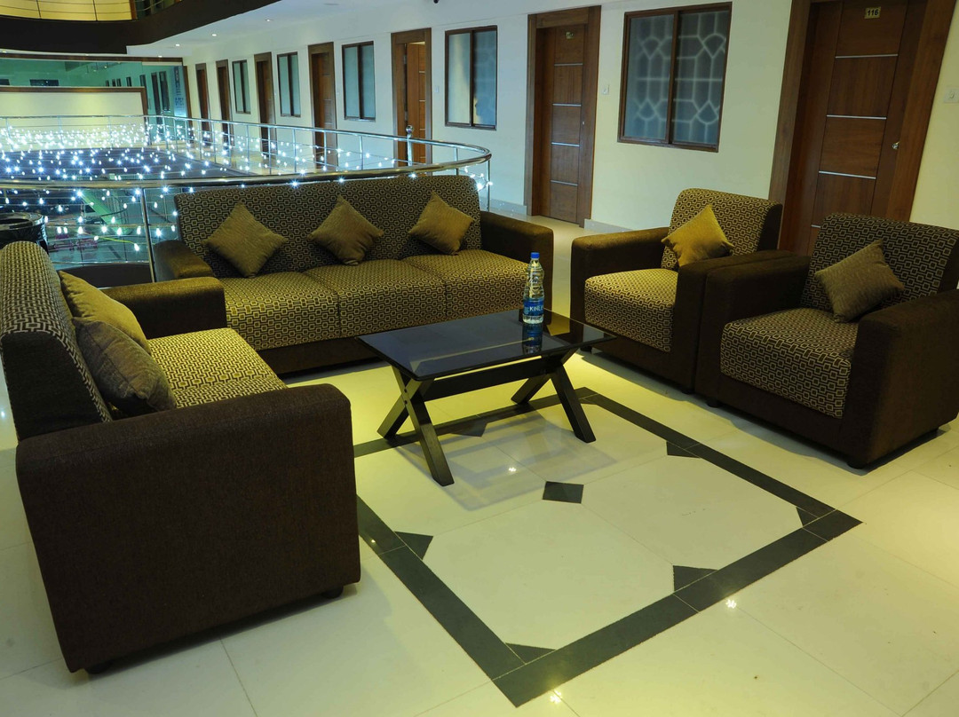 Castle International Premium Hotel主图