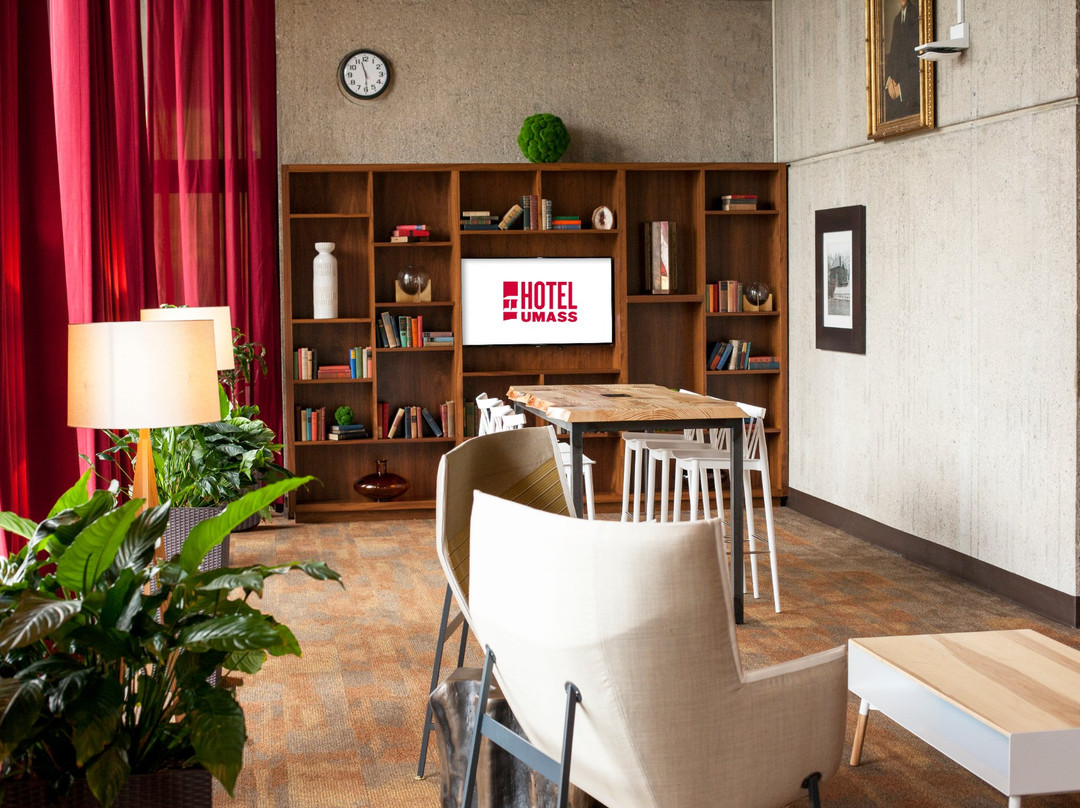 马萨诸塞大学酒店主图