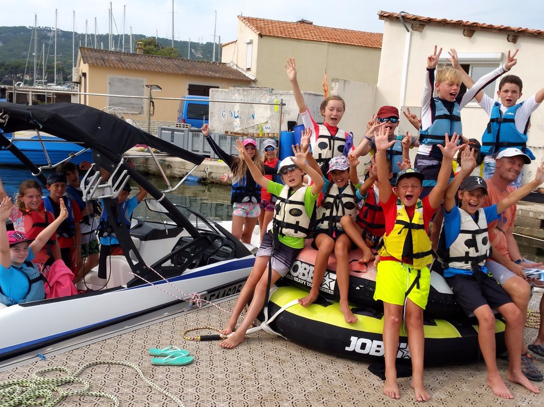 Nautic Club Medéen-Chateauneuf-les-Martigues必去景点