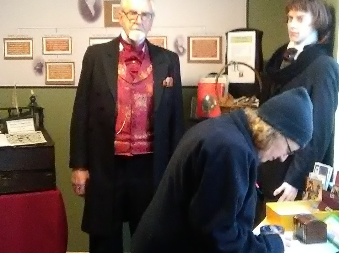 Scrooge And Marley Counting House Museum景点图片