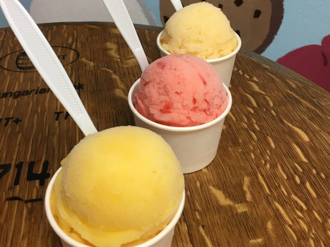 Oak Barrel Ice & Creamery