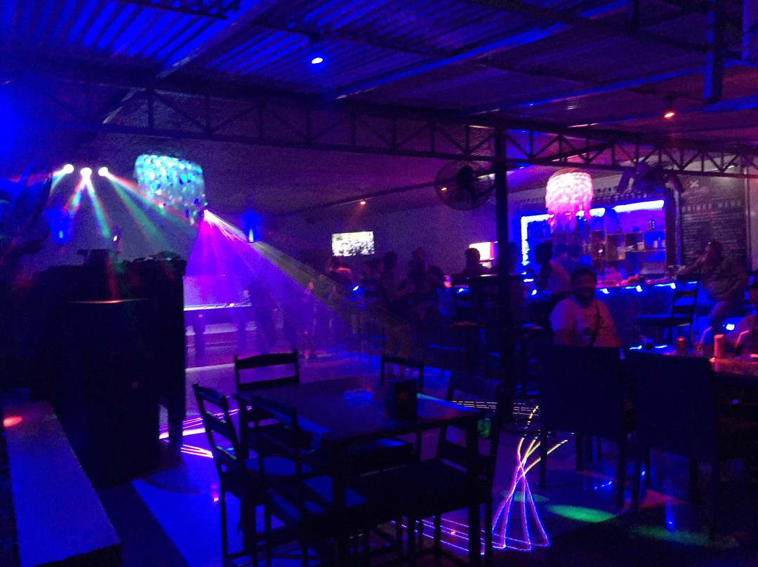 Jack & Daniels Bar-西哈努克必去景点