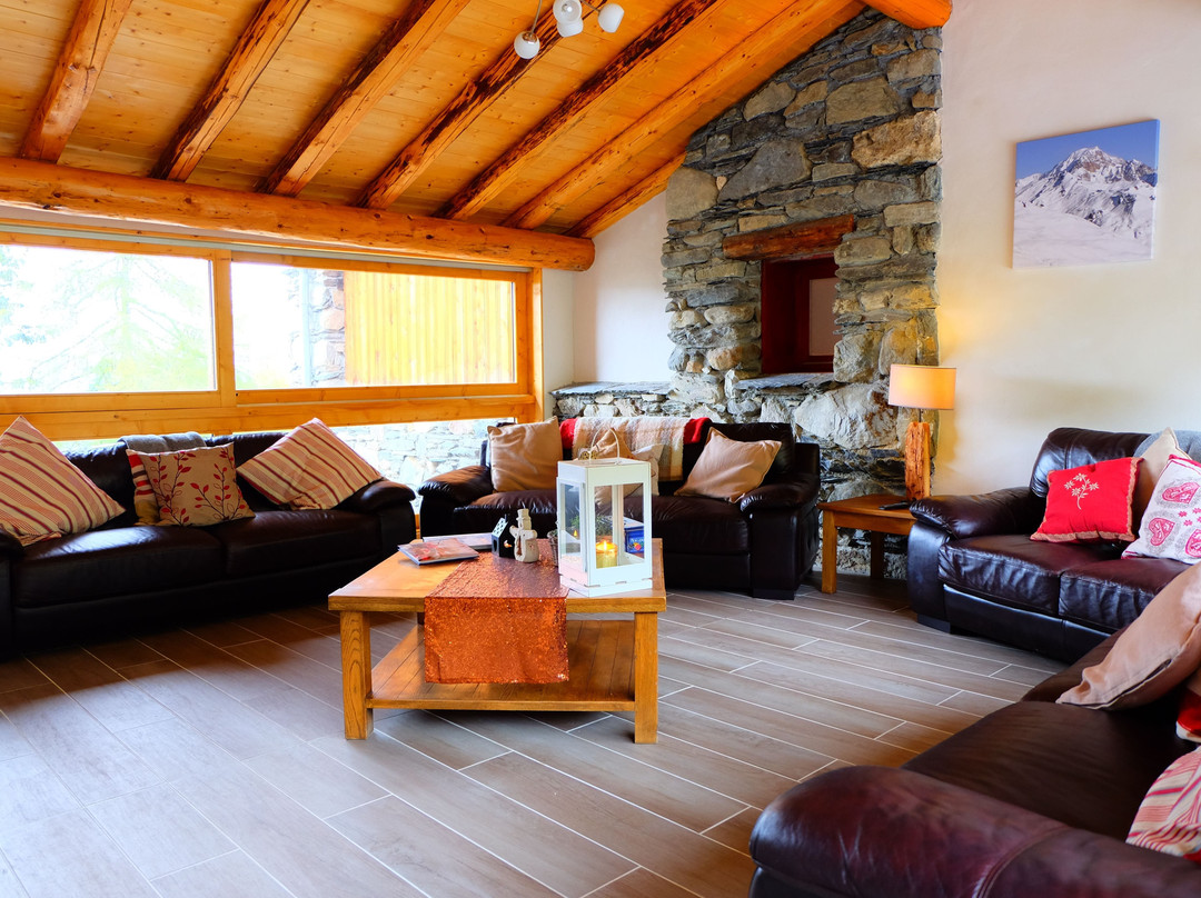 Icebreaker Chalets