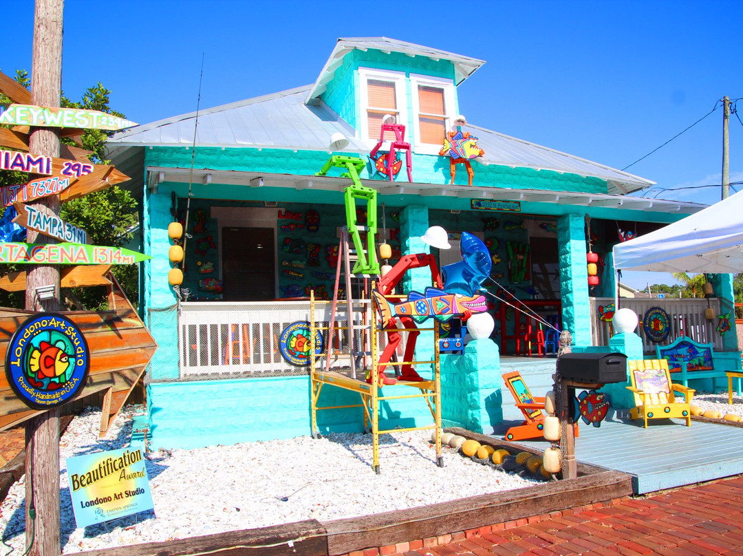 Londono Art Studio-塔彭斯普林斯必去景点