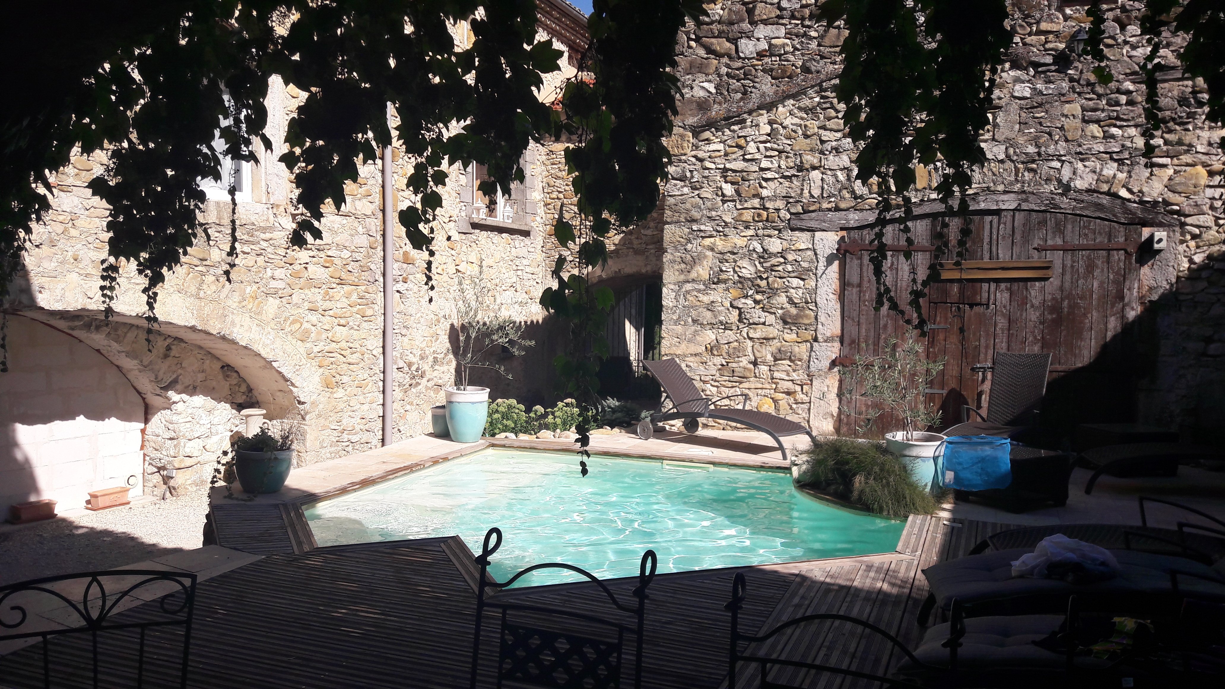 Domaine du Quinson-官方
