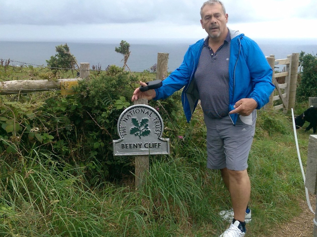 Beeny Cliff & Pentargon Falls Path Walk-Boscastle必去景点