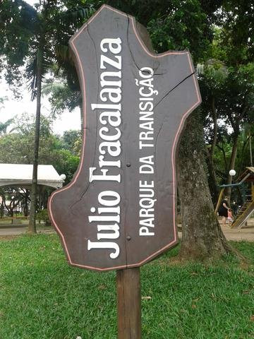 Parque Julio Fracalanza