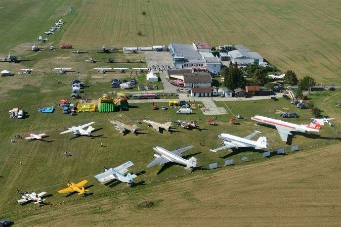 Aeroklub Dubnica nad Vahom-Slavnica必去景点