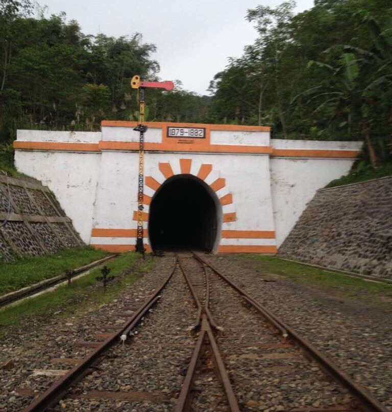 Lampegan Tunnel-Cianjur必去景点